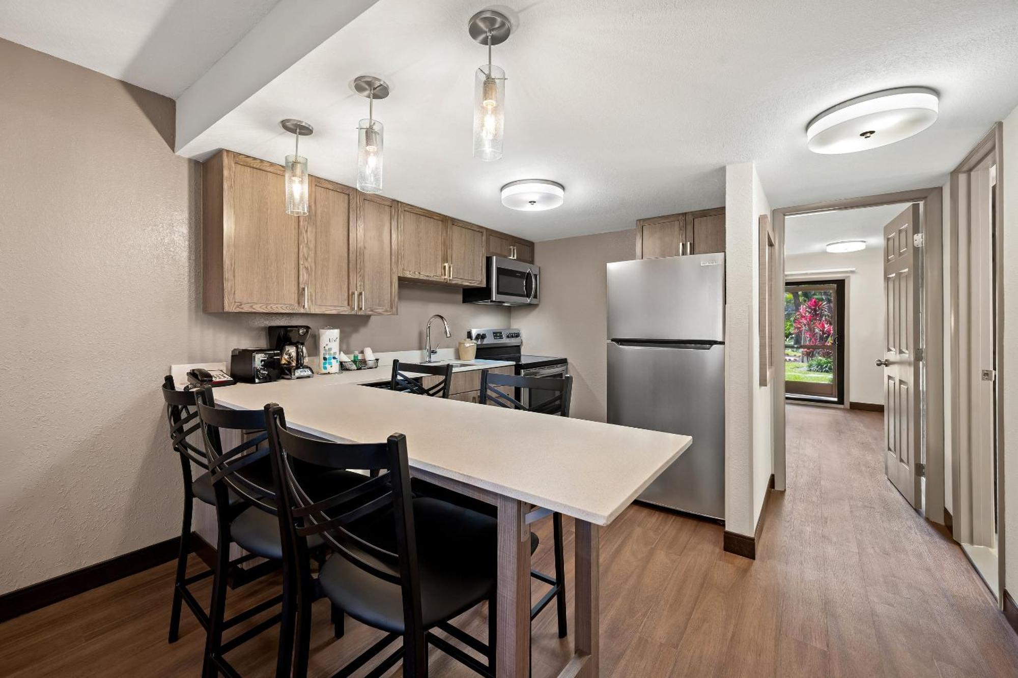 Red Roof Inn Plus+ & Suites Naples Downtown-5Th Ave S المظهر الخارجي الصورة