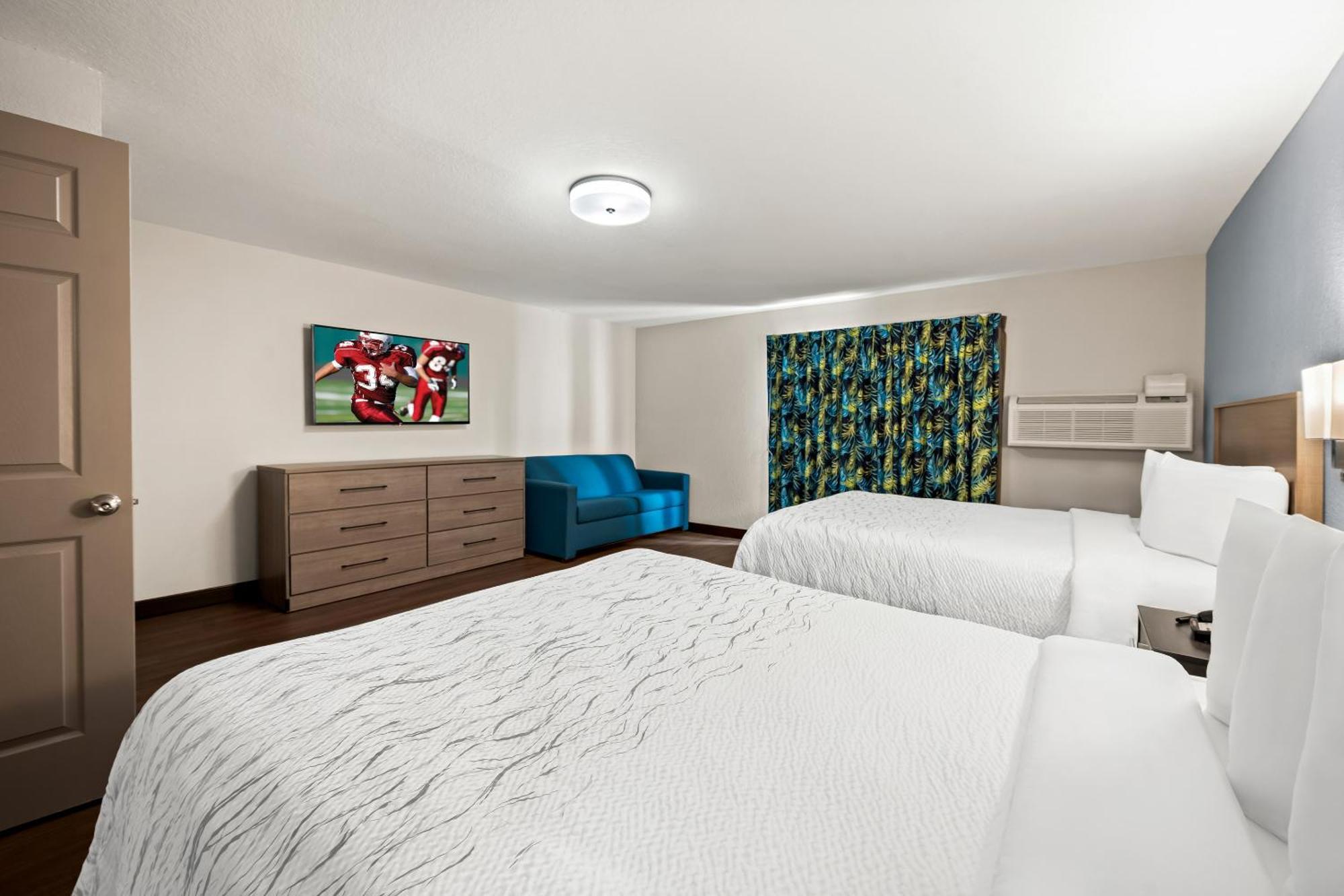 Red Roof Inn Plus+ & Suites Naples Downtown-5Th Ave S المظهر الخارجي الصورة